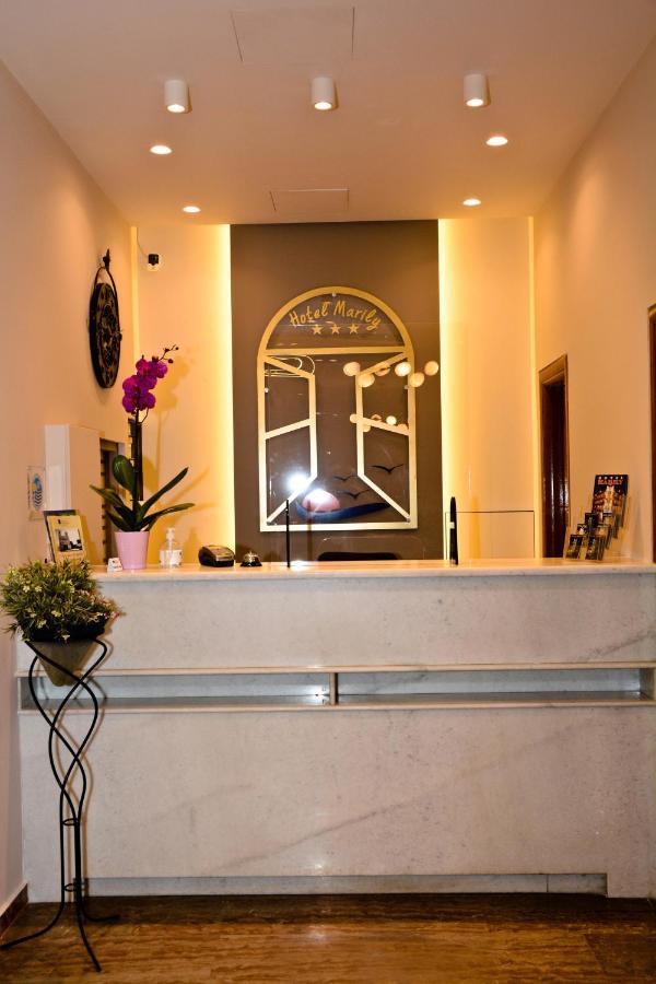 Hotel Marily Pírgos Екстериор снимка